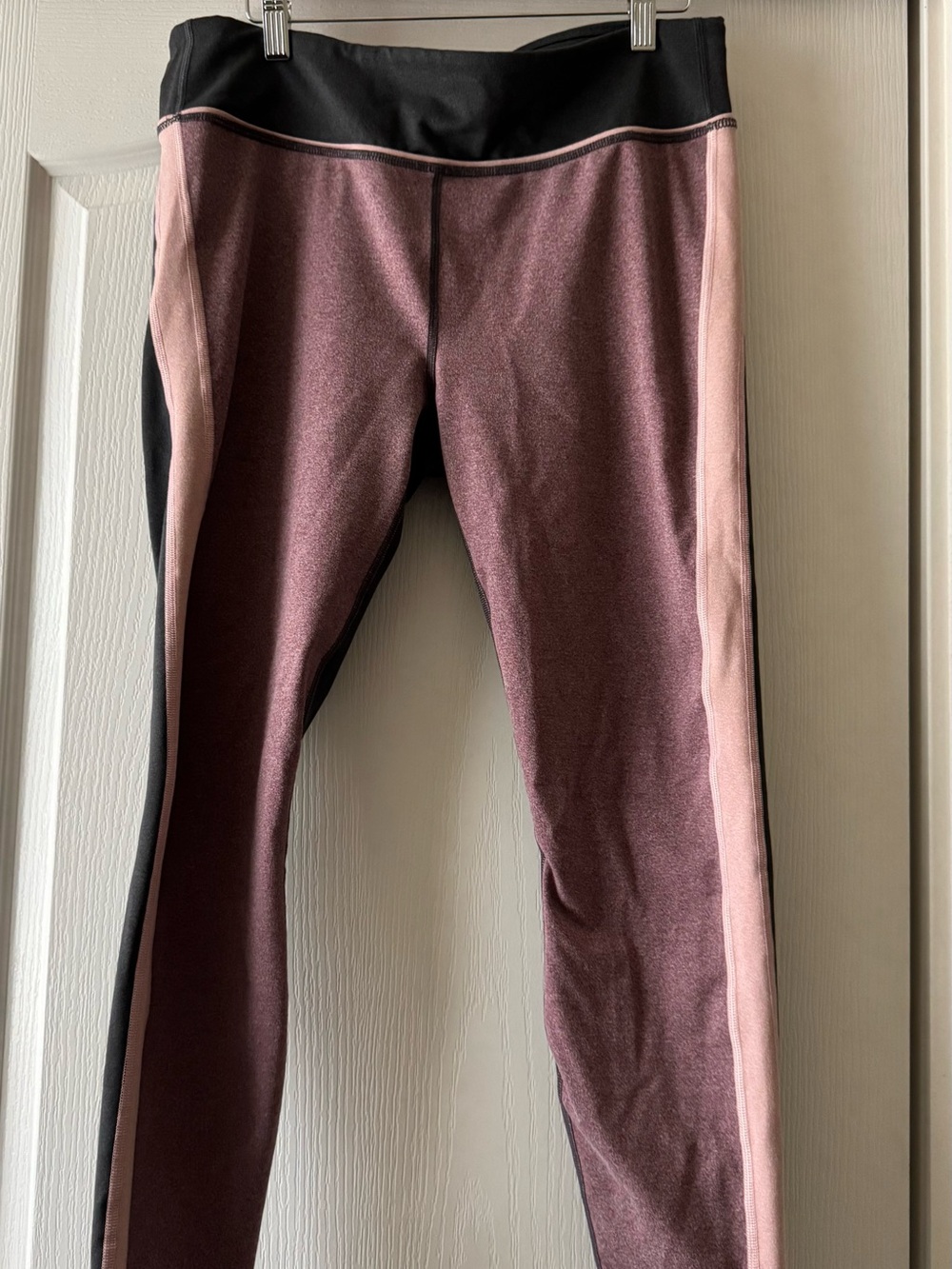 Women's ' Pink and Black Active Leggings